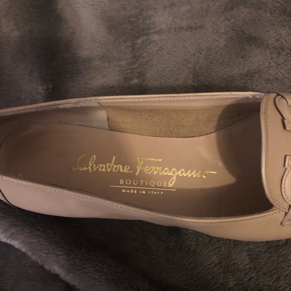 ❗️Salvatore Ferragamo Loafers❗️ - Picture 4 of 8
